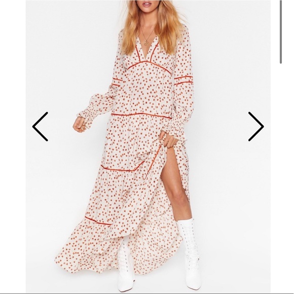 Nasty Gal Dresses & Skirts - NWT Nasty Gal Plant You See Floral Boho Maxi Dress